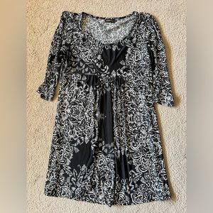 EUC Women’s Reborn size XL tunic